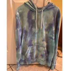 On the Byas Men’s Large Tye-Dye Hoody